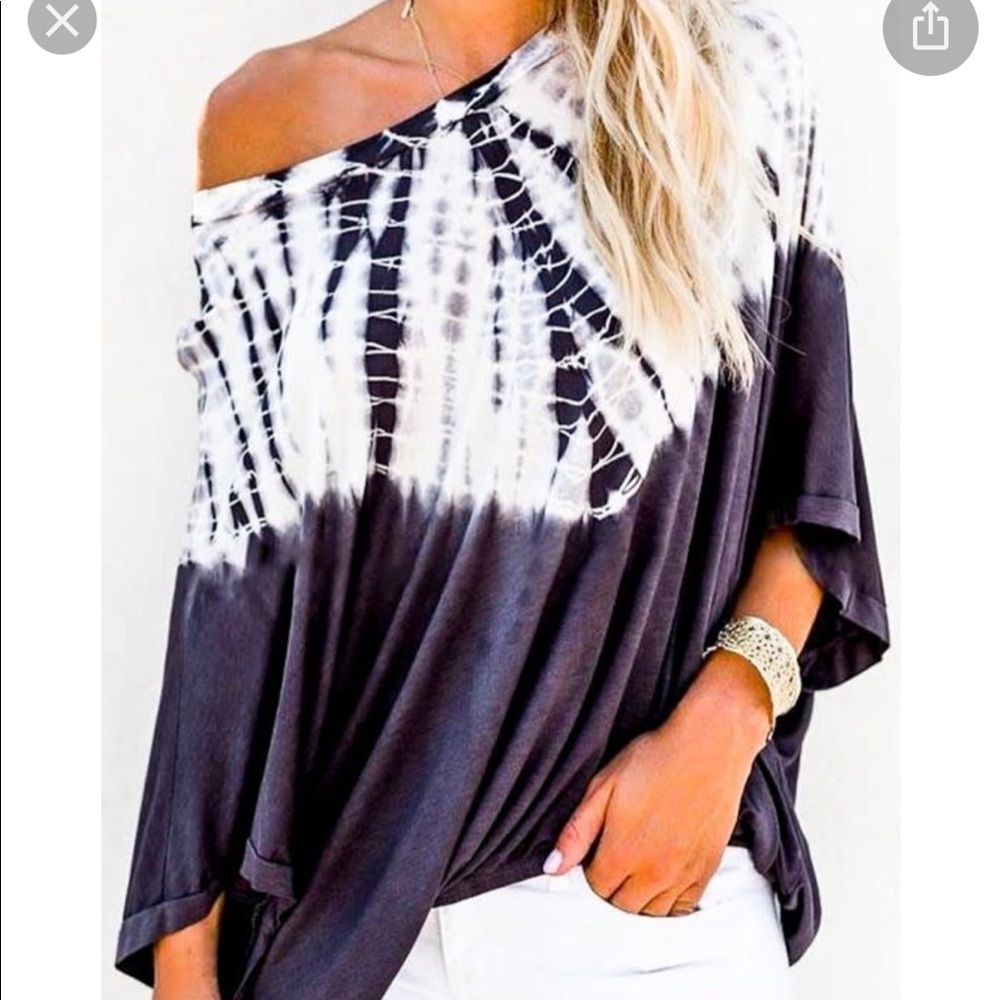 Off shoulder dip dye top NWT